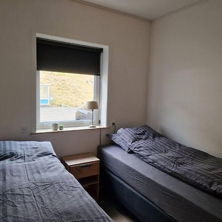 OyndarfjordurNew Flat With Hot Tub - No3公寓 外观 照片