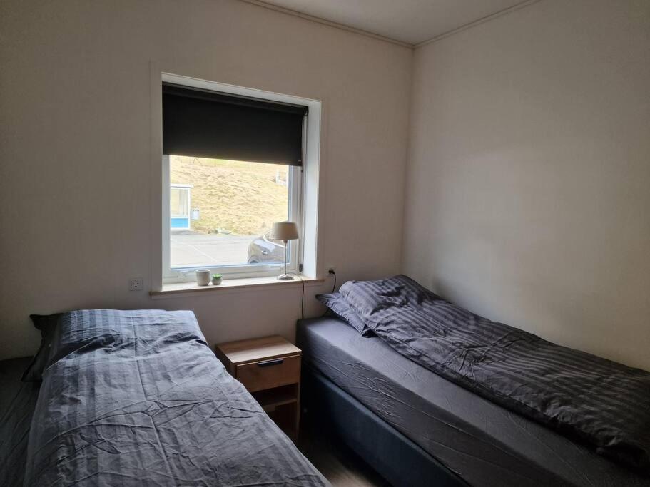 OyndarfjordurNew Flat With Hot Tub - No3公寓 外观 照片